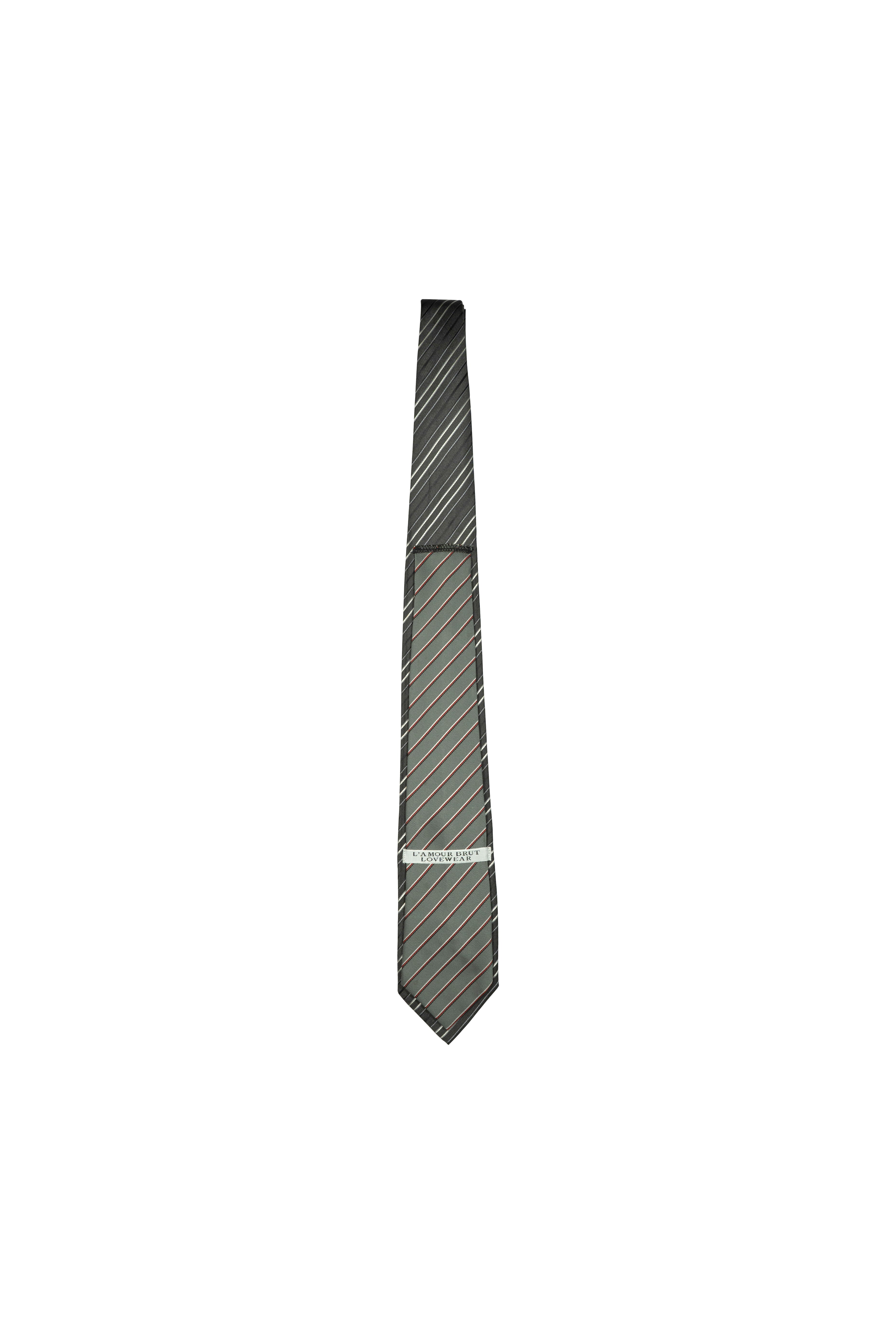 DOUBLE INSIDE-OUT TIE