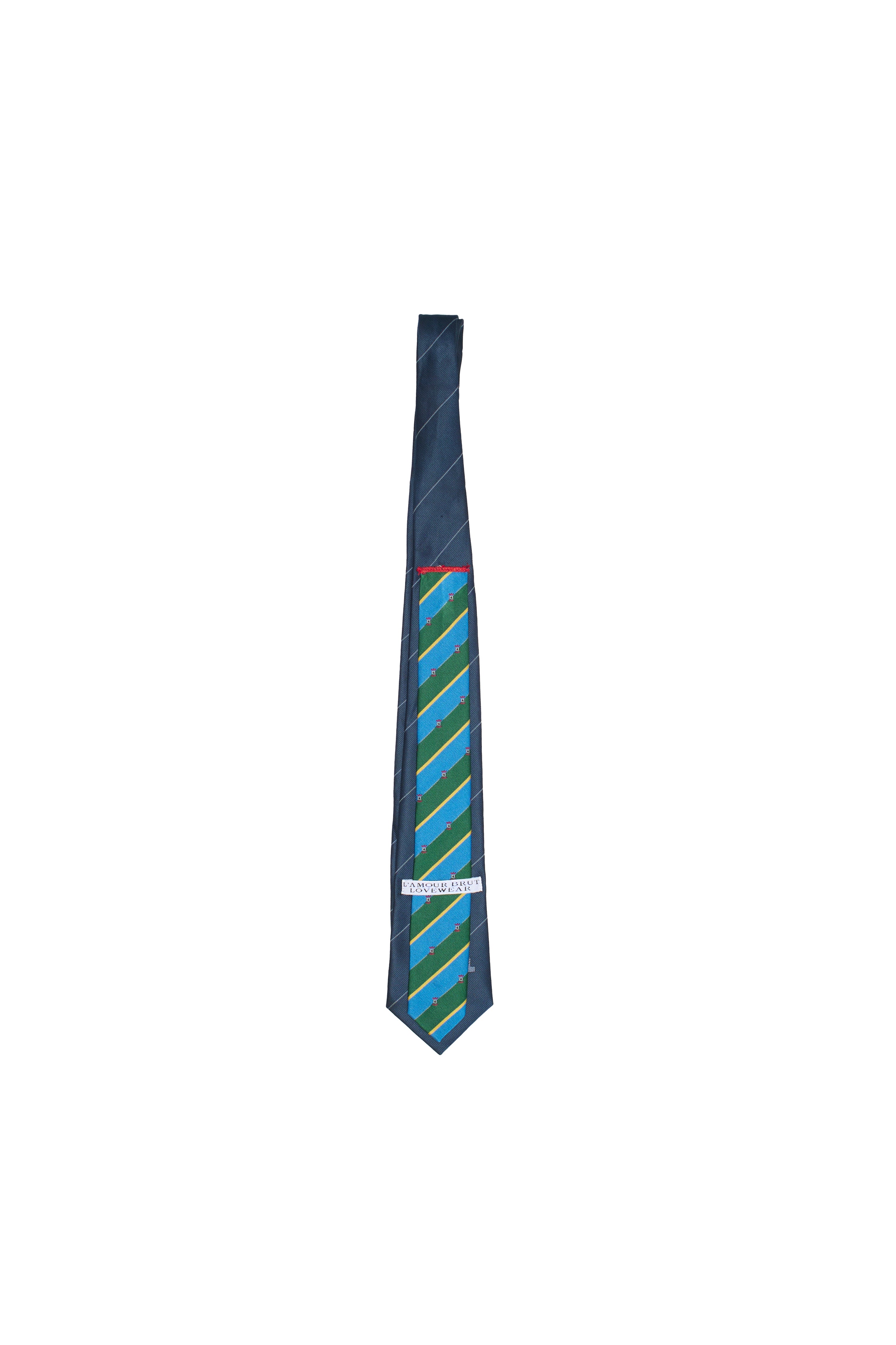 DOUBLE INSIDE-OUT TIE